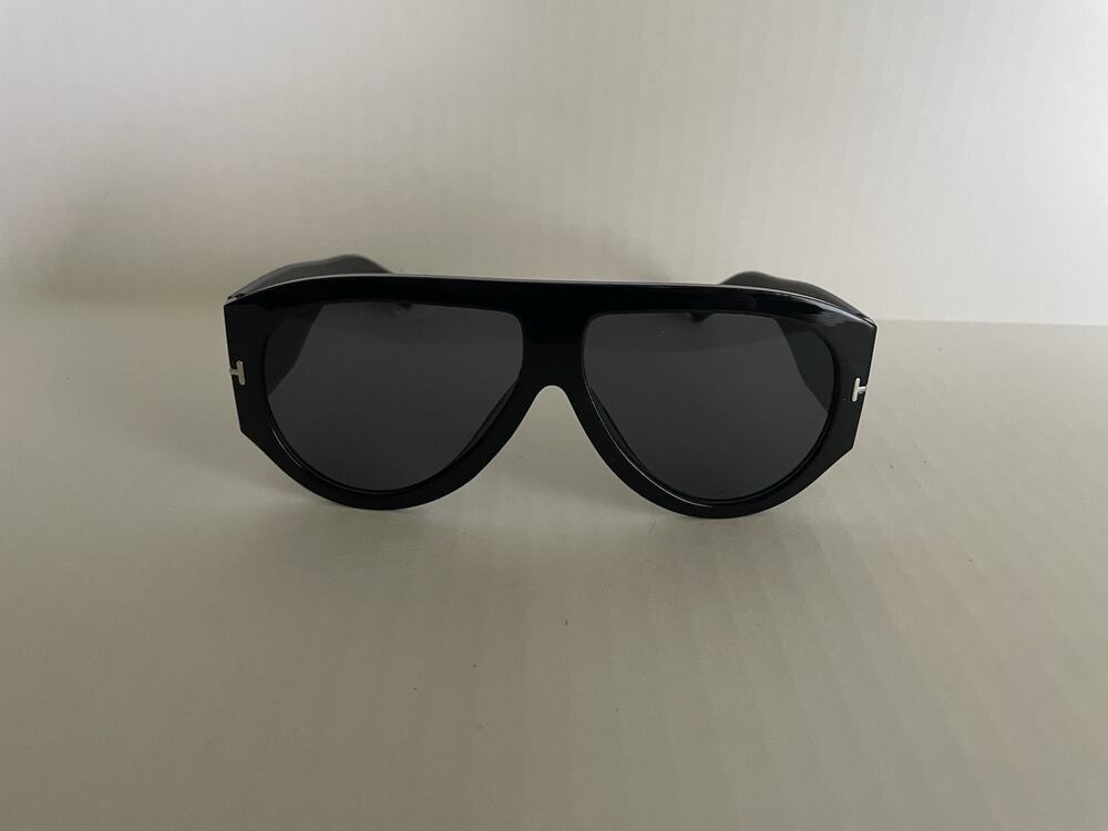 Trendy Retro Oversized Aviator Sunglasses for Women Men 70s Luxury